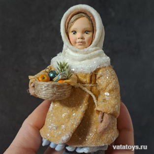 Девчушка с гостинцем 